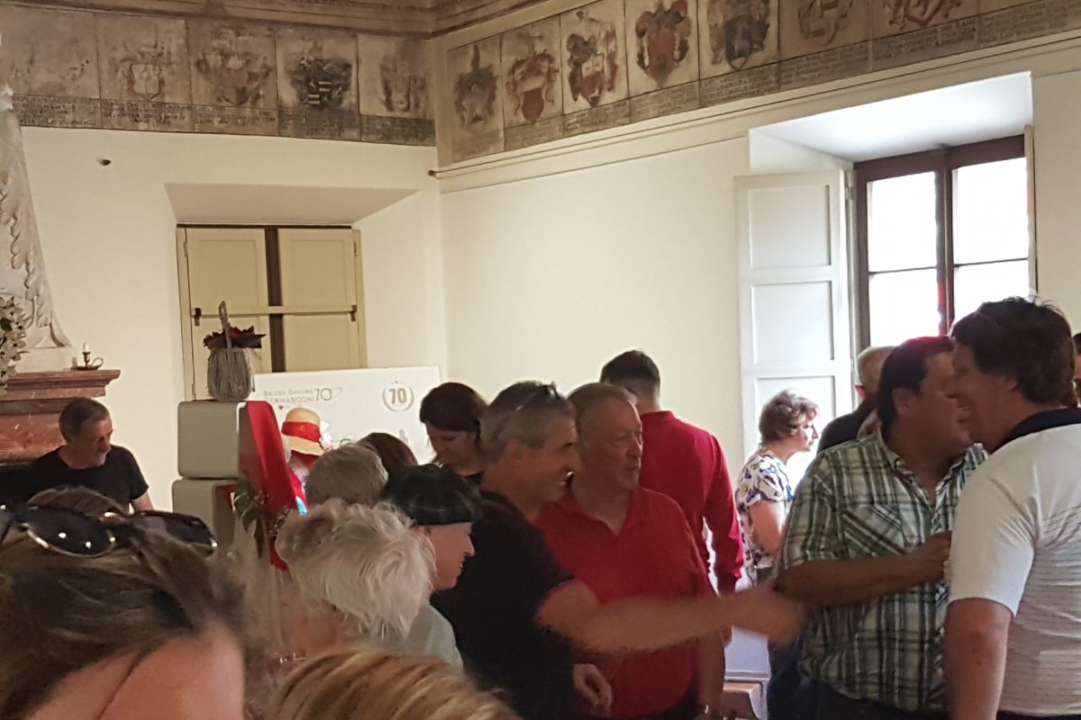 The 70 years of the Bernasconi pharmacy, the company that has the future behind it